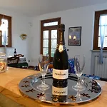 Oliveto Ferienhaus *
